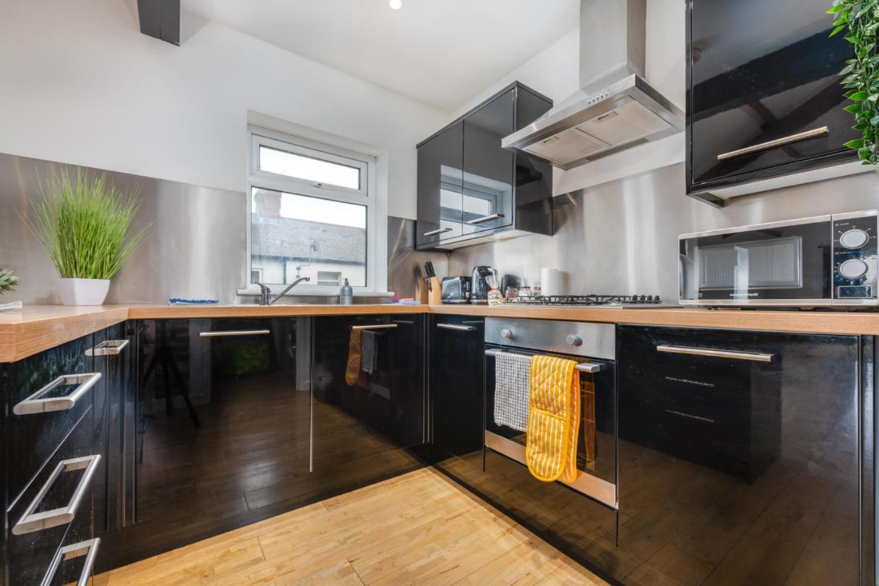 Stayright- 2 Bedroom House, Centrally Located & Close Walk To City Centre Cardiff Luaran gambar