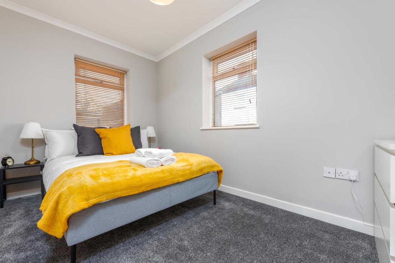 Stayright- 2 Bedroom House, Centrally Located & Close Walk To City Centre Cardiff Luaran gambar