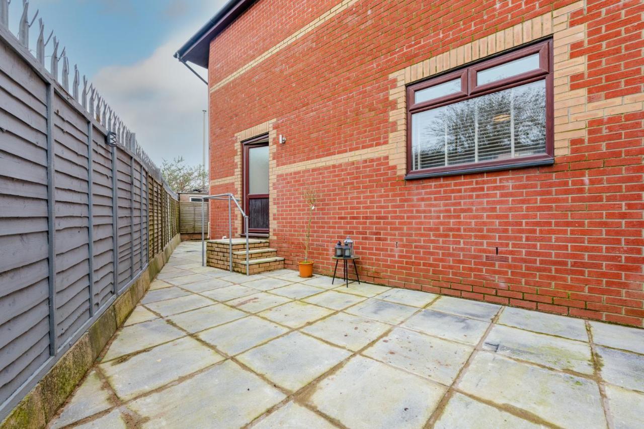 Stayright- 2 Bedroom House, Centrally Located & Close Walk To City Centre Cardiff Luaran gambar